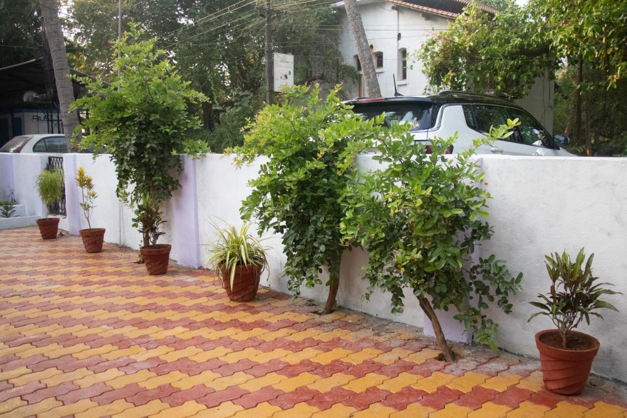 The Sovereign Villa Candolim Eksteriør bilde